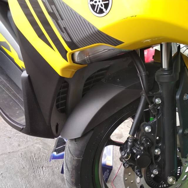 Sambungan spakbor depan Aerox mudflap Aerox