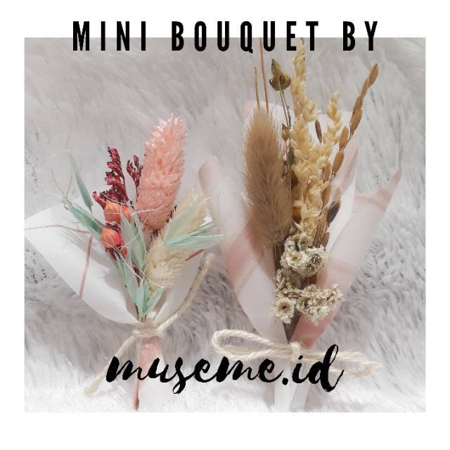 museme id cinnieofficial Mini Dried Flower Bouquet  