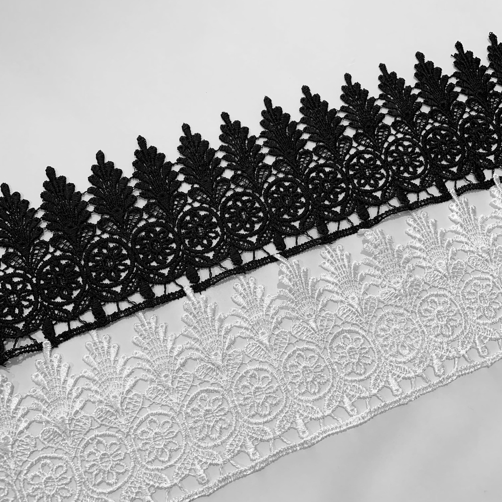Renda/Bordir Samping Hitam Besar Motif Pinus