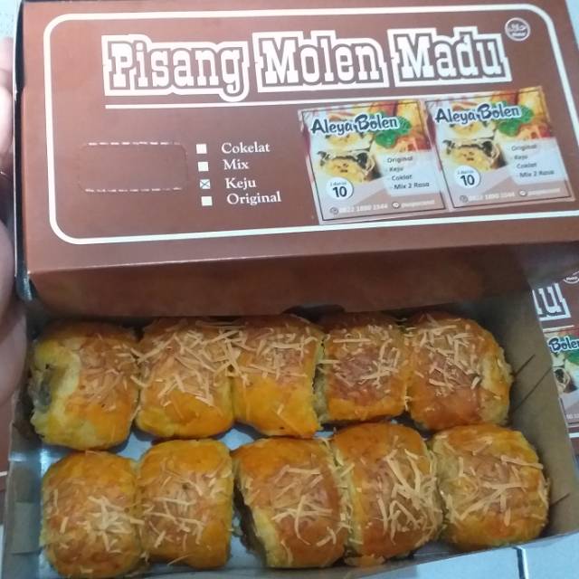 

ALEYA BOLEN PISANG KHAS BANDUNG