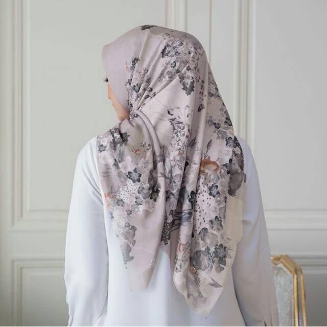 Ramsi Scarf by HL Premium Scarf