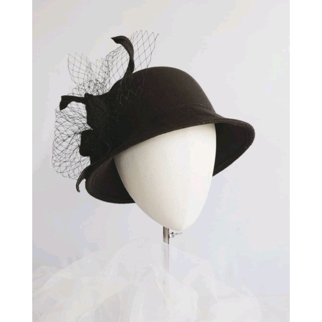 Black wool felt hat