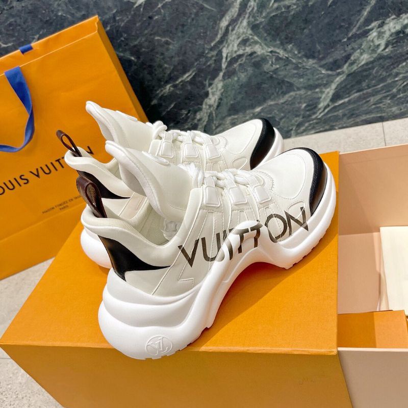 Jual Louis Vuitton Sepatu Original Terbaru - Oct 2023