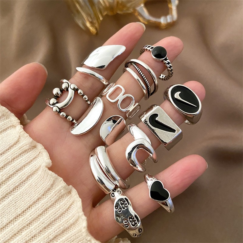 Open Ring Retro Ring Trendy Woman Old Ring Black Love Tear Expression Ring for Women