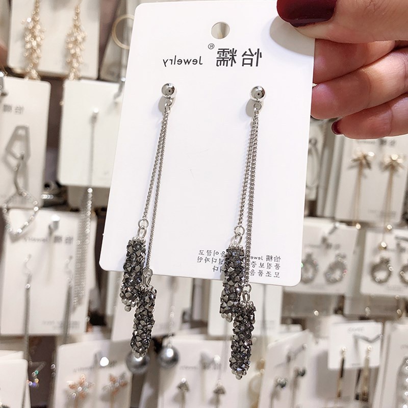 Jepang dan Korea temperamental panjang fringe anting selebriti Internet mengkilap penuh Berlian Geom