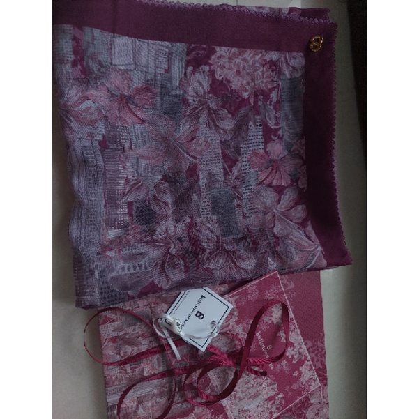 Buttonscarves Malaya Magenta