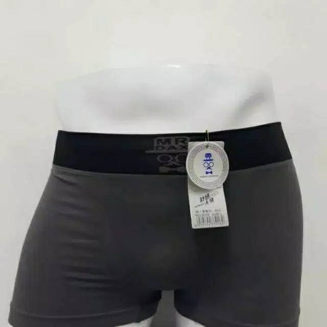 Celana dalam boxer pria rajut  MR DAX / UK L X