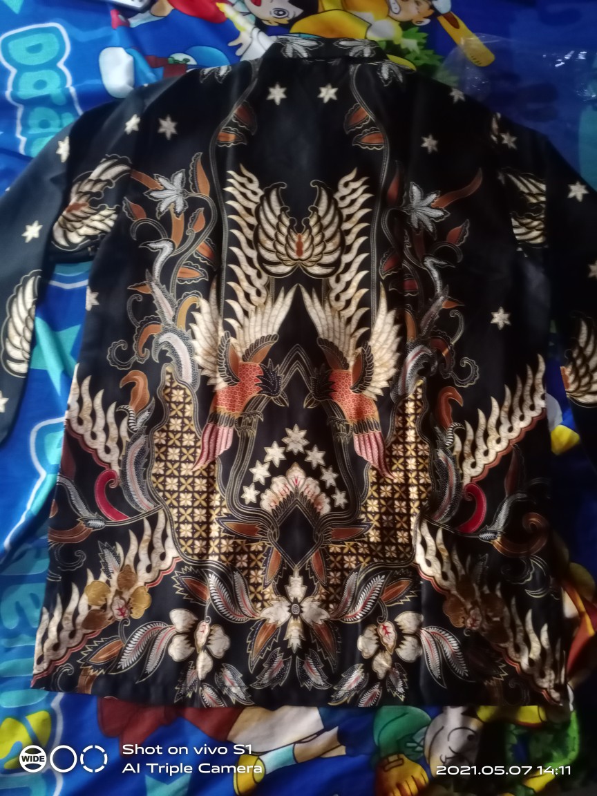 Kemeja Batik Semi Sutra Silky Premium Super Berfuring Batik Pekalongan Halus M L Xl Xxl Adem 0542988