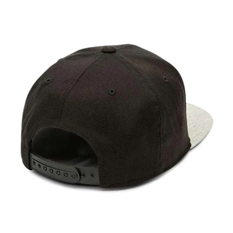 Topi volcom stone mad