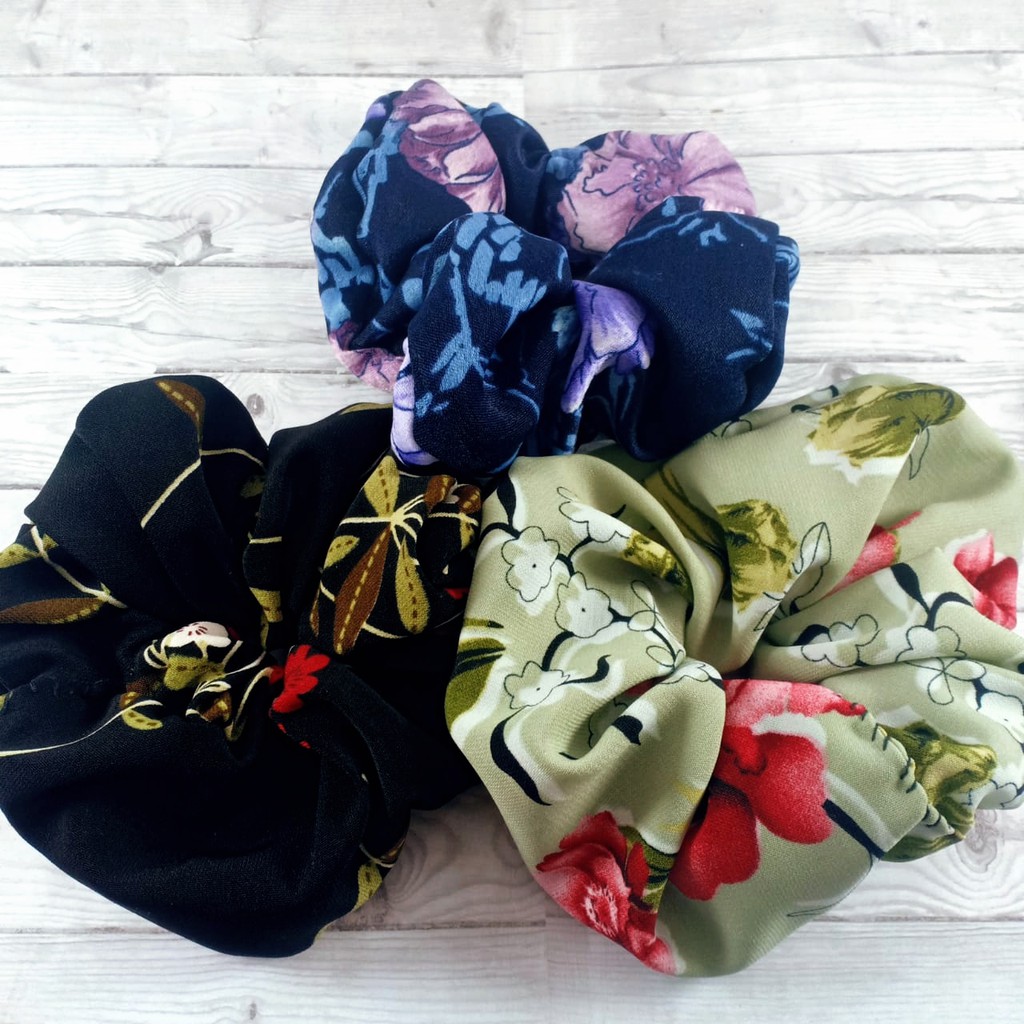 Kuncir Ikat Rambut Donat Floral Korea Scrunchie Cepol Hijab RANDOM MOTIF/Ikat rambut Korea