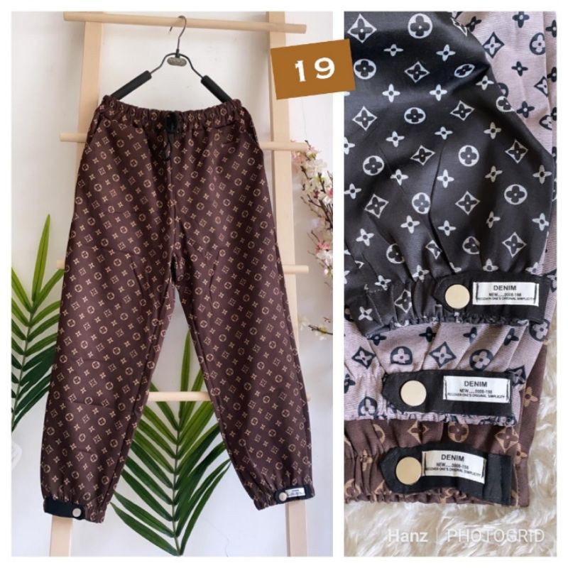 Celana Import KUYIFEI Motif