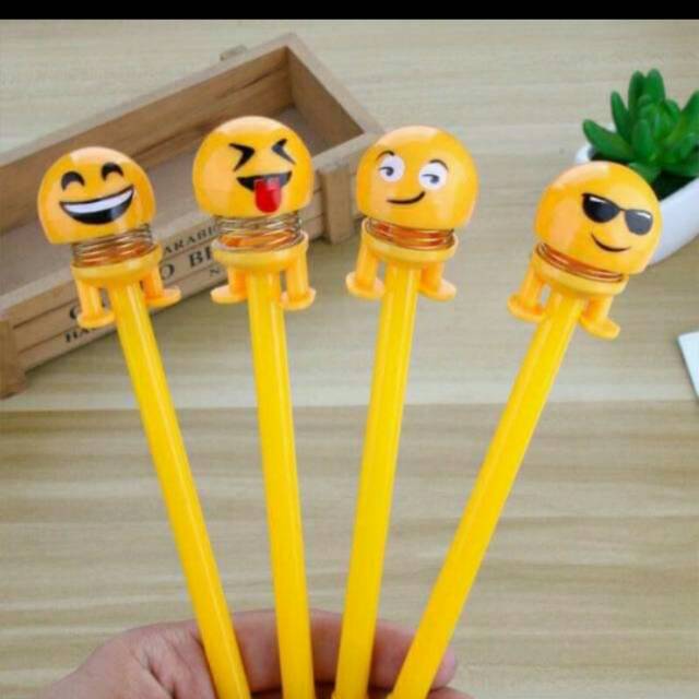 

1pcs Bolpen spring doll emoji mantul