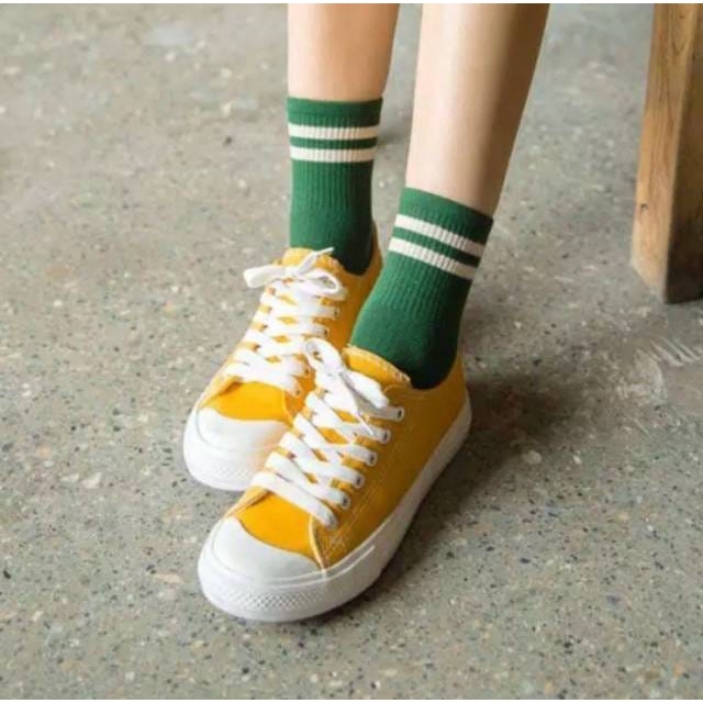 ❀ Chingu ❀ KK006 Kaos Kaki (Tanpa Kemasan) Wanita Panjang Diatas Mata Kaki Motif Garis Olahraga Fashion Korea Women Sock Import Murah