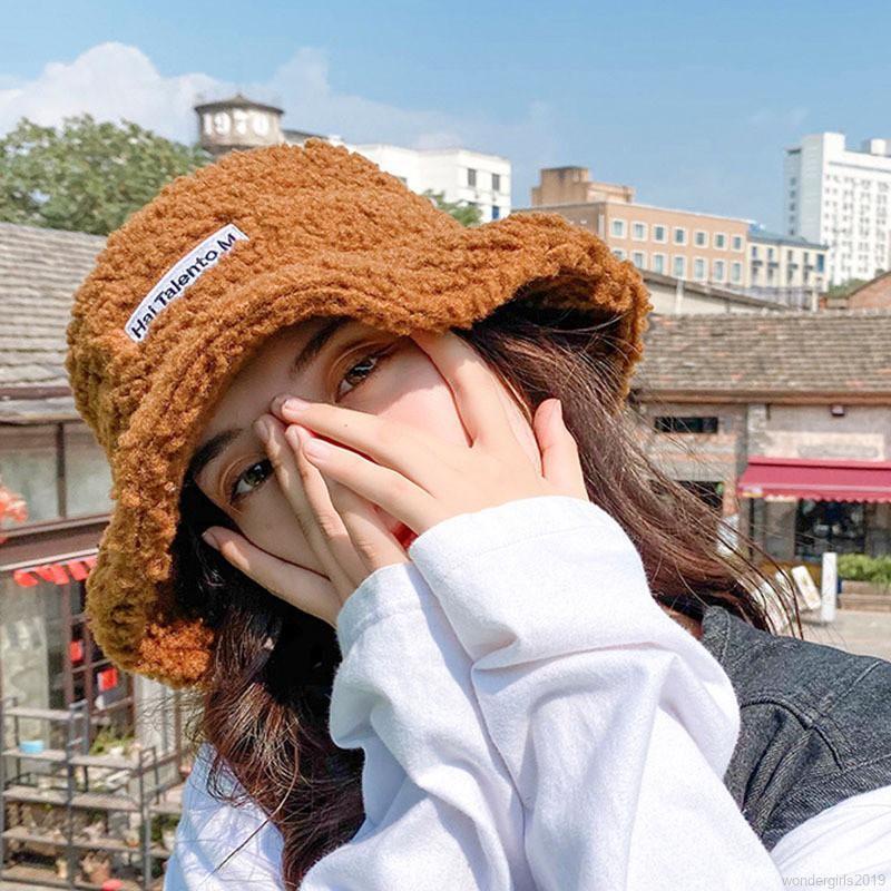 Topi Bucket Musim Dingin Bahan Wol Bulu Domba Hangat Gaya Korea Untuk Wanita