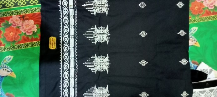 Sarung Pintu Aceh [cod]