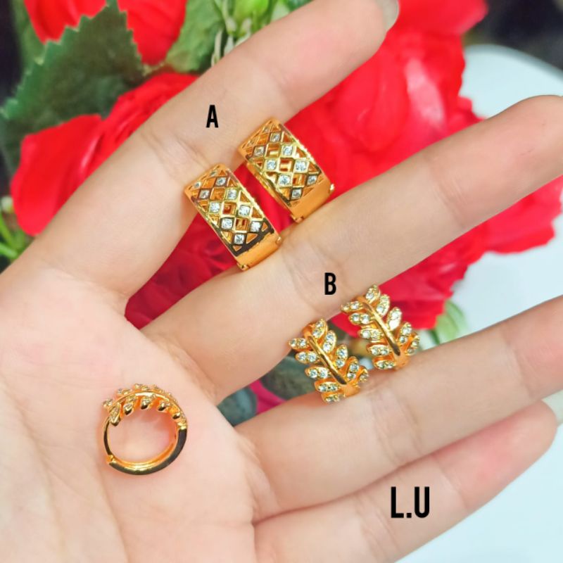 Anting dewasa jepit permata logam emas tidak karat,termurah *COD*