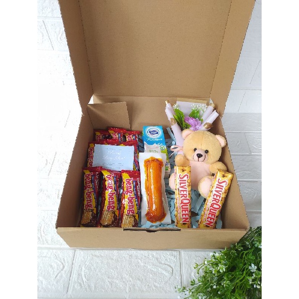 

Kado Ulang Tahun Cewek Cowok Wisuda Ultah Hampers Coklat Valentine Gift Box Birthday jumbo