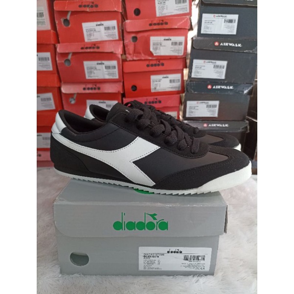 DIADORA DURANO Sepatu Original Pria Hitam