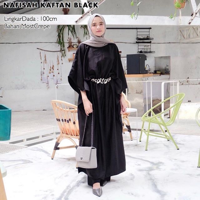 NAFISAH KAFTAN BLACK LAVVELA