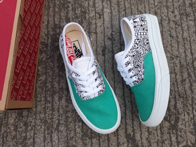 vans authentic tribal