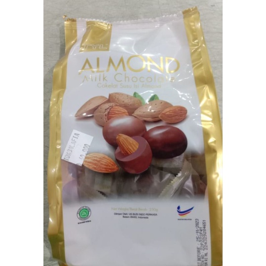 

Cokelat Almond Milk Chocolate TYL, Cokelat Susu Isi Almond 250gram