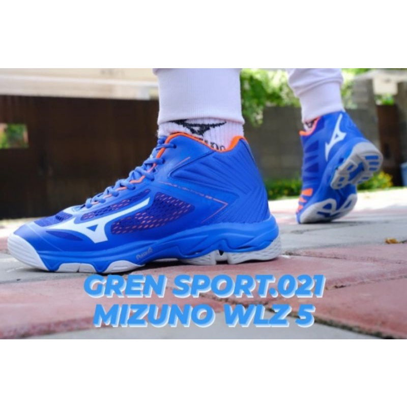 SEPATU MIZUNO WAVE LIGHTNING Z5/MIZUNO WLZ5 PREMIUM MID