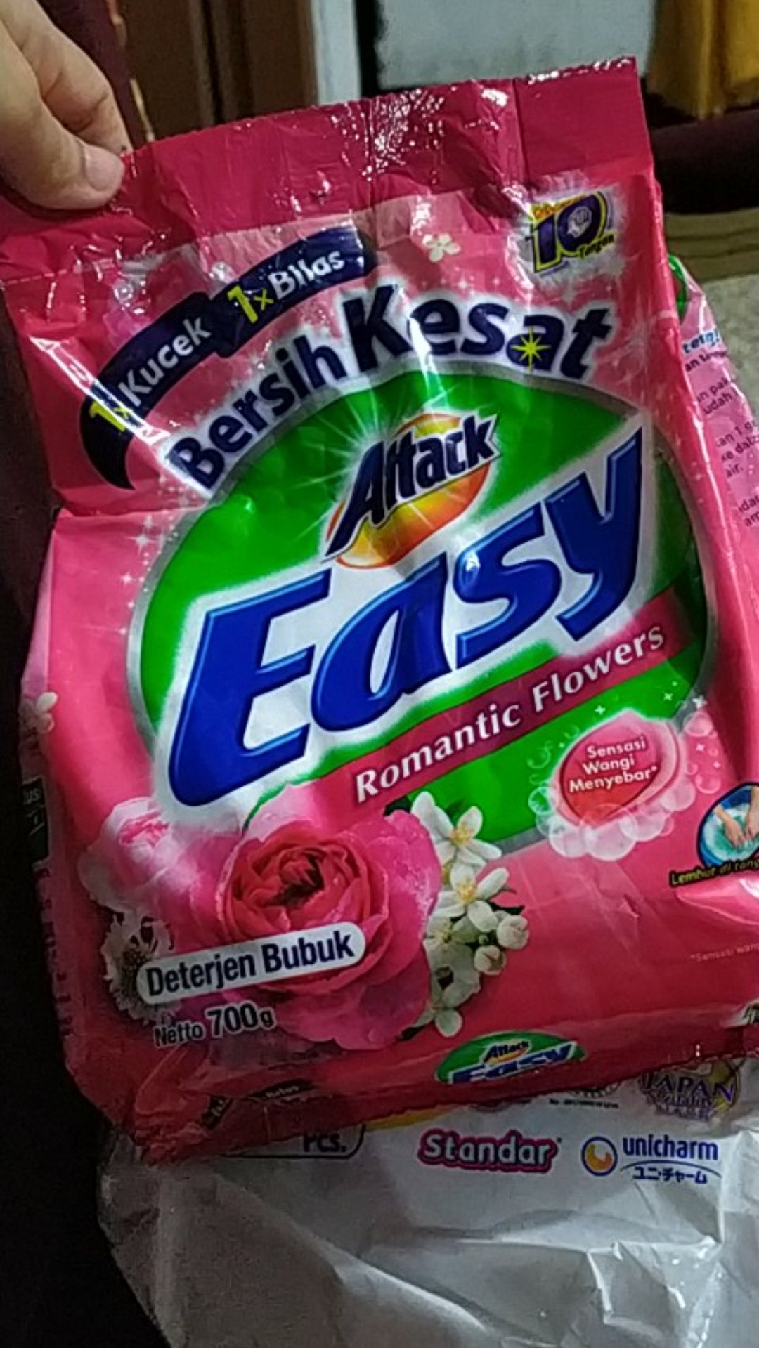 Deterjen Bubuk Attack Easy Bersih Kesat Isi 700gram