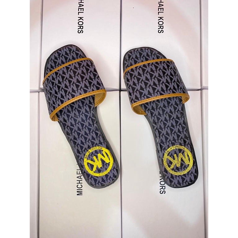 Sandal wanita teplek MK gratis box premium / Sandal wanita murah harga grosir terlaris / Sandal wani