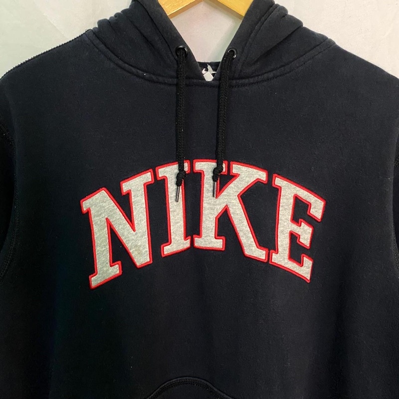 Hoodie Nike Spellout
