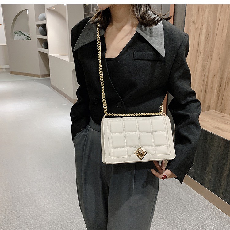 Slingbag Adeline - Tas Selempang Wanita