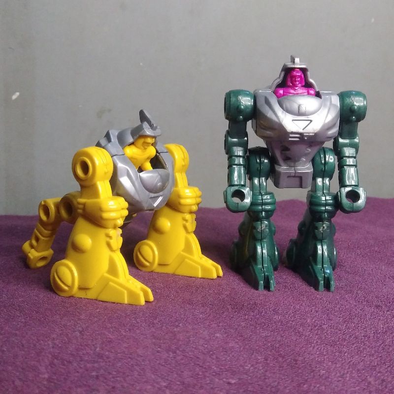 robot mainan bekas, hadiah kodomo