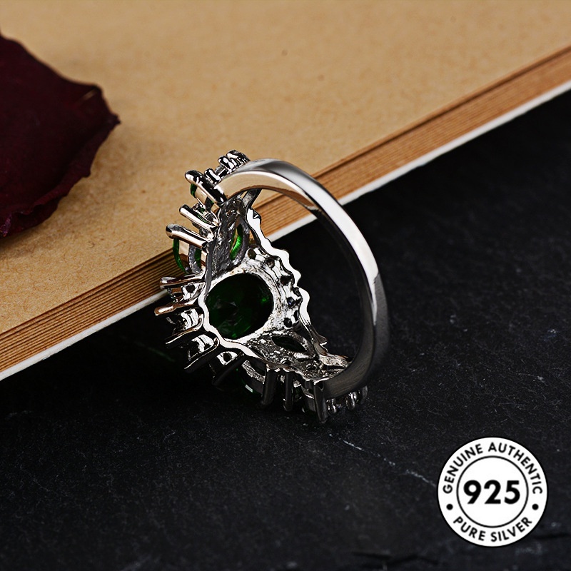 Cincin Sterling Silver 925 Dengan Batu Emerald Elegan Untuk Wanita