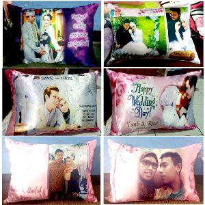 

hadiah atau kado Bantal custom photo printing Berkualitas