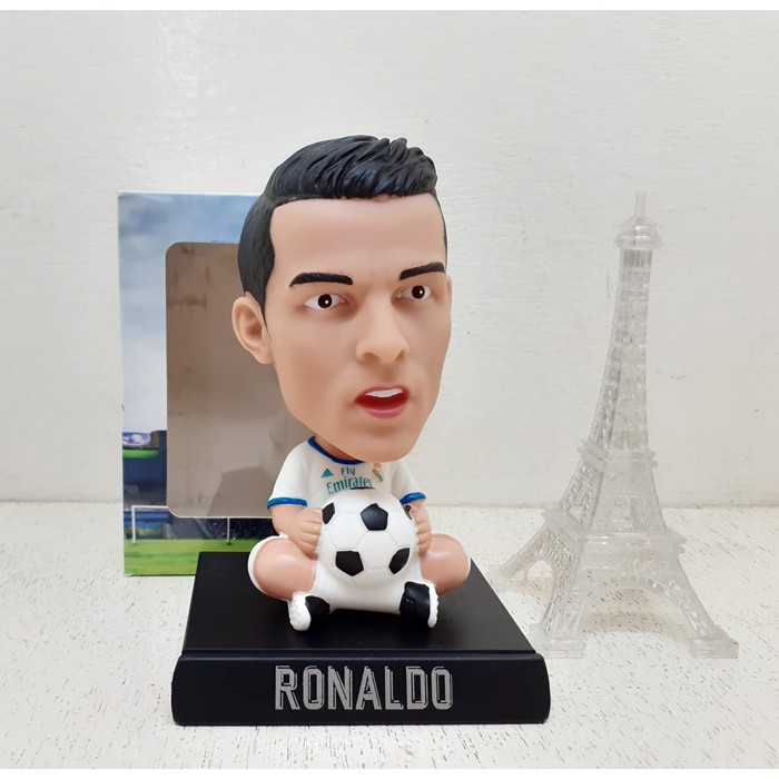 Pajangan Dashboard Mobil Cristiano Ronaldo CR7 bobble head Kepala goyang