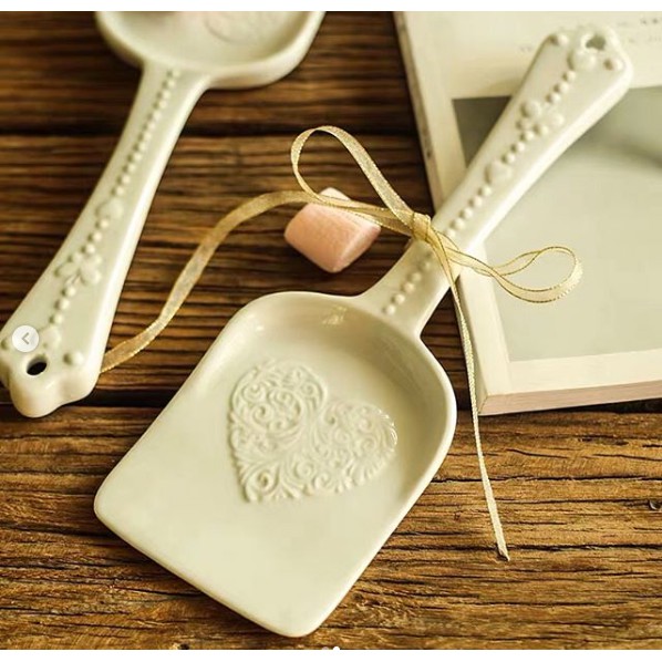 SENDOK KUE KERAMIK MOTIF LOVE/CENTONG/CAKE SPOON/SENDOK UNIK
