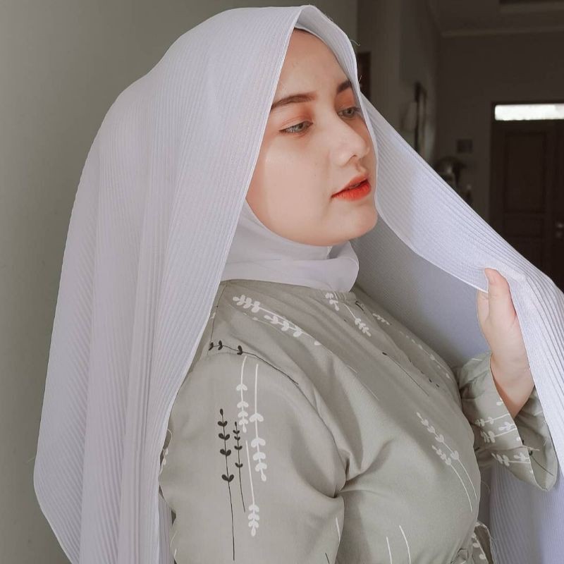 PASHMINA PLISKET CERUTY BEBYDOLL PUTIH TULANG