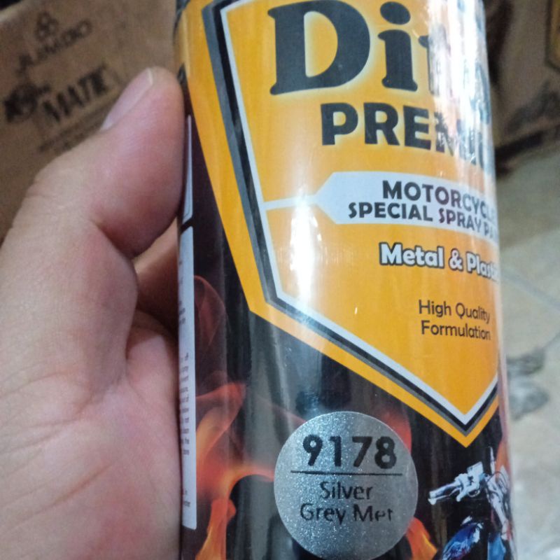 

Cat Cet Diton Premium Silver Grey Met 9178 400cc