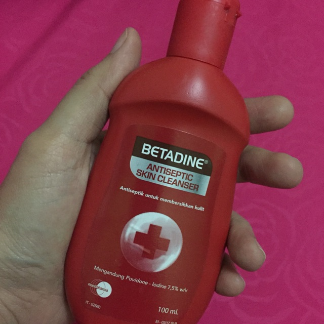 Betadine antiseptic skin cleanser