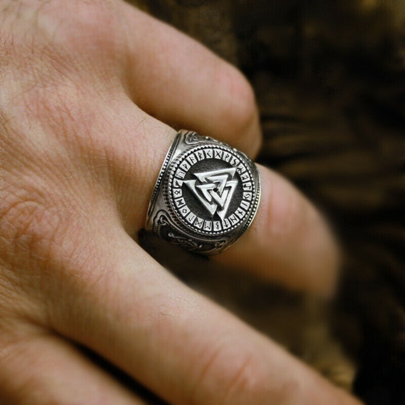 Cincin Viking Valknut Bahan Stainless Steel Ukuran 7-14 Untuk Pria