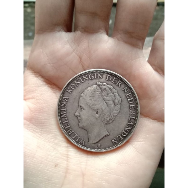 koin Wilhelmina 2 1/2 gulden tahun 1939