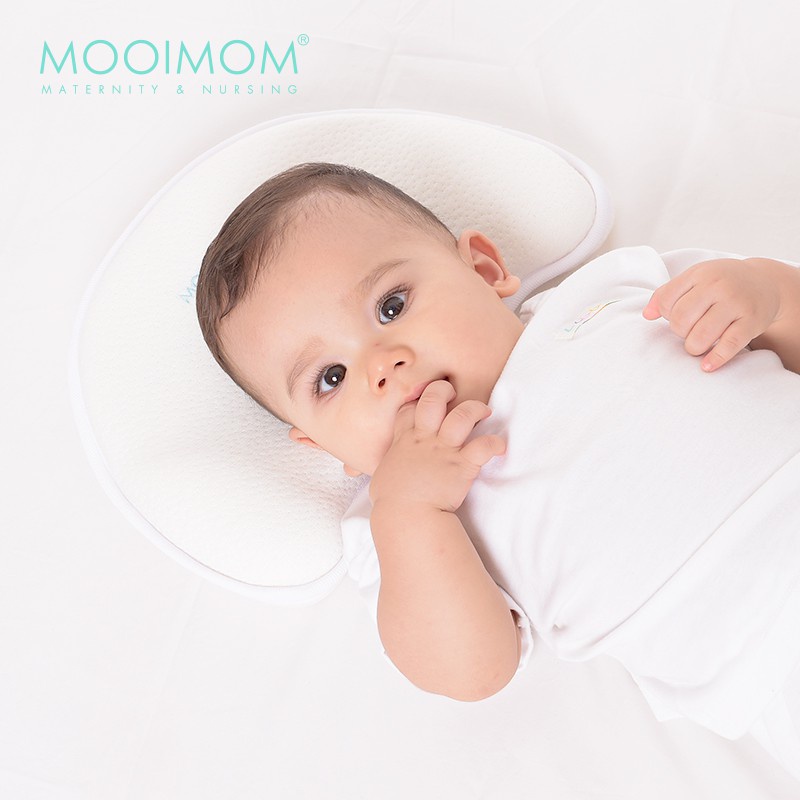 MOOIMOM Q90303W_F Flat-Head Prevention Pillow (Bantal Bayi)