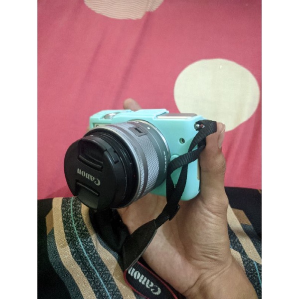 [SECOND] Mirrorless Canon EOS M10 lengkap mulus normal