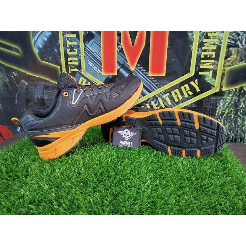 Sepatu Olahraga POLRI Original Hitam - Oranye