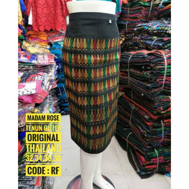 ROK PENDEK  MADAM ROSE