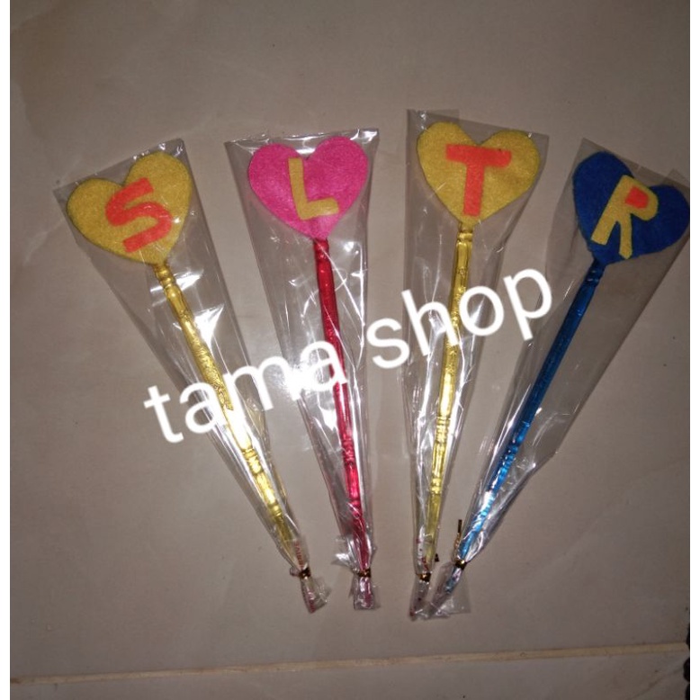 

Tuding ngaji, alat penunjuk buku, jilid flanel / karakter huruf love