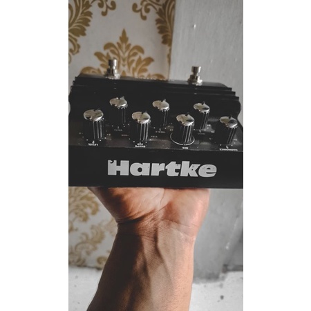 Efek bass HARTKE bass attack