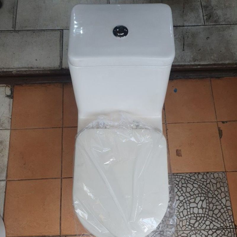 KLOSET TOTO OMNI TABUNG NYATU IVORY