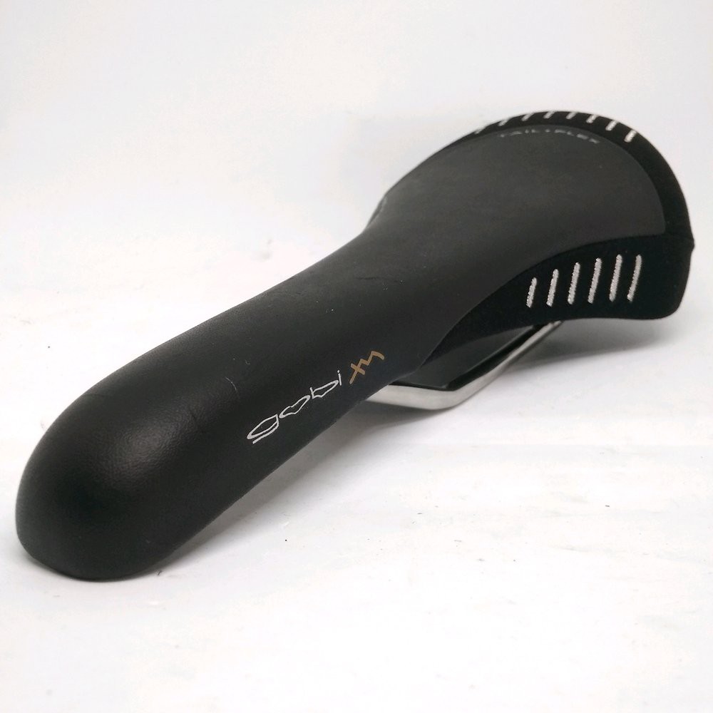 Sadel Fizik Gobi XM - Kium - Putih Hitam Murah