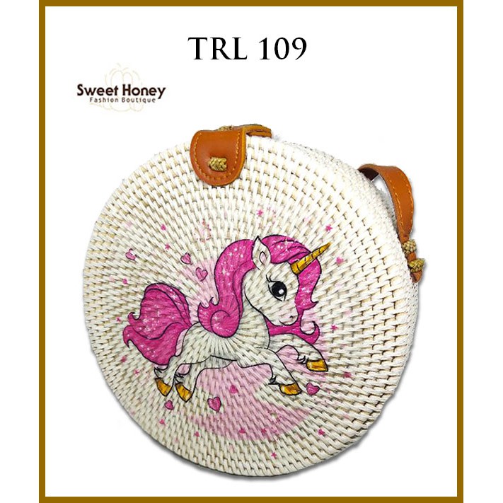 

Grosir Tas Rotan Bulat Murah 20cm Lukis Deco Motif Kartun Kuda Pony Little Pony