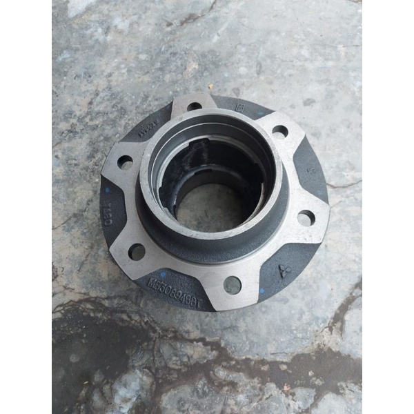 NAP RODA BELAKANG CANTER 136 HDX  ASLI